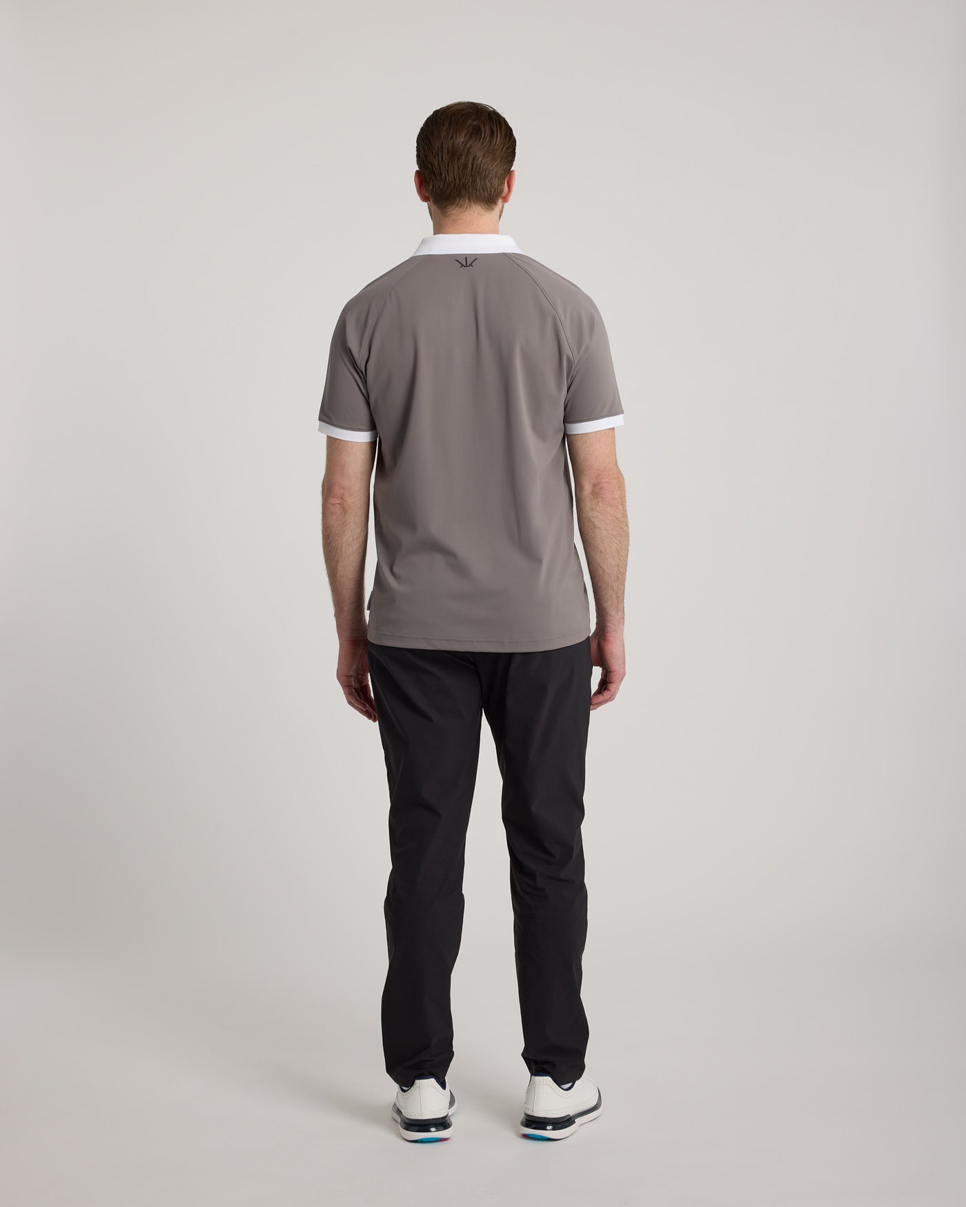 Polo de golf homme gris vue dos – coupe classique respirante – Golf Krown collection Fore